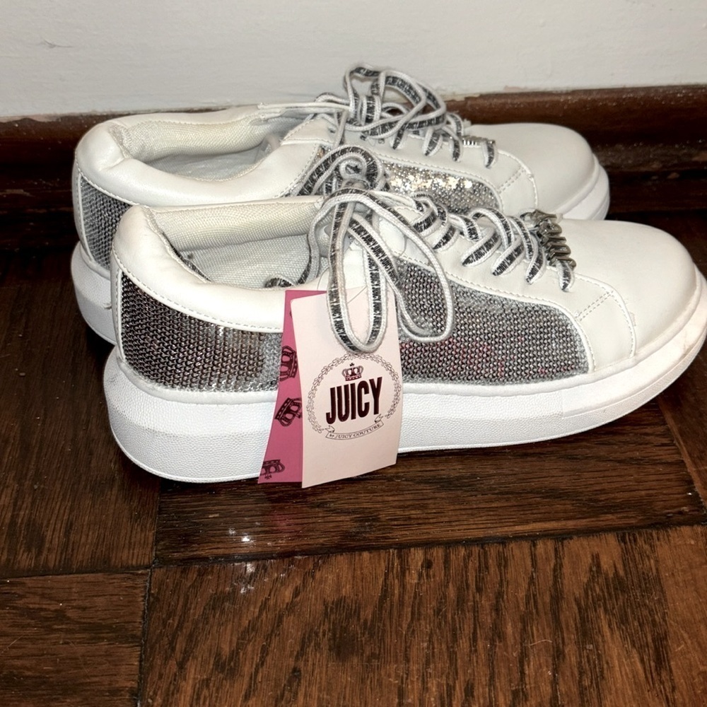 NWT Juicy Della White w/Silver Sequined Sneaker Womens Size 10